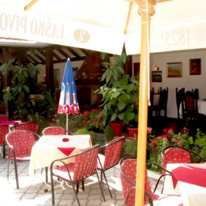 drumski raj restoran prenociste svilajnac 147